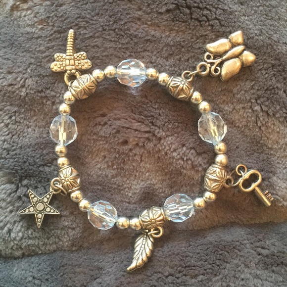 Lot of 4 girl bracelets for everyday or dress up - Picture 2 of 5